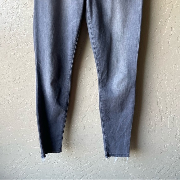 Joe’s jeans skinny ankle‎ raw hem skyla jeans - Picture 5 of 10